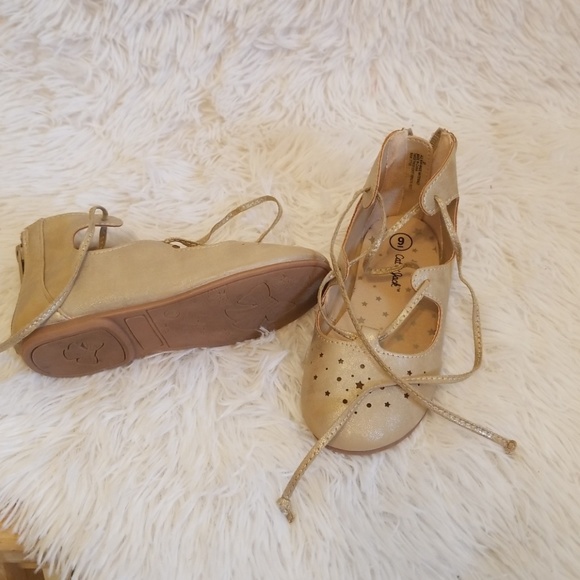 9c Gold Glitter dress shoes - Picture 3 of 3